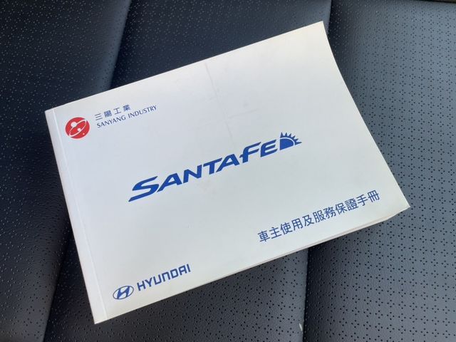 Hyundai  Santa Fe  第15張相片