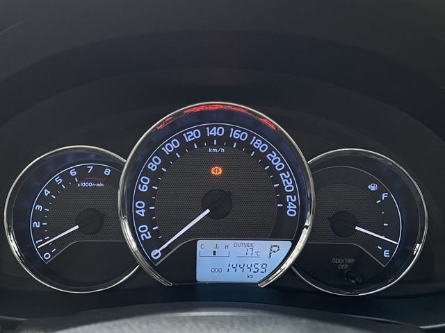 Toyota  Altis 實價刊登★經典款 自用一手車 低里程 光感自動頭燈 定速 恆溫 影音螢幕 享  第7張相片