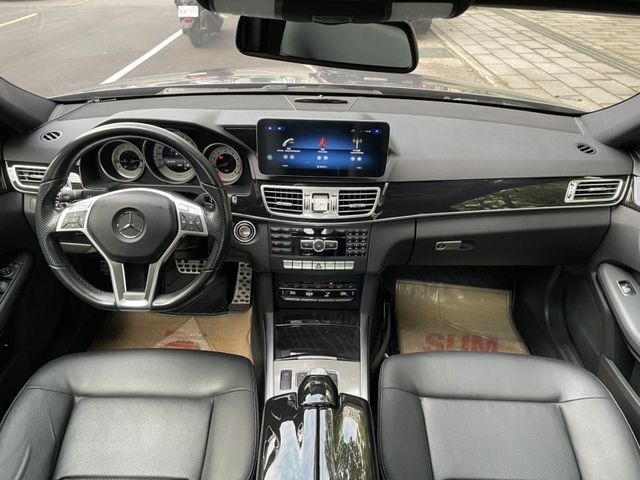 Mercedes-Benz/賓士   E-CLASS  E250  第3張相片
