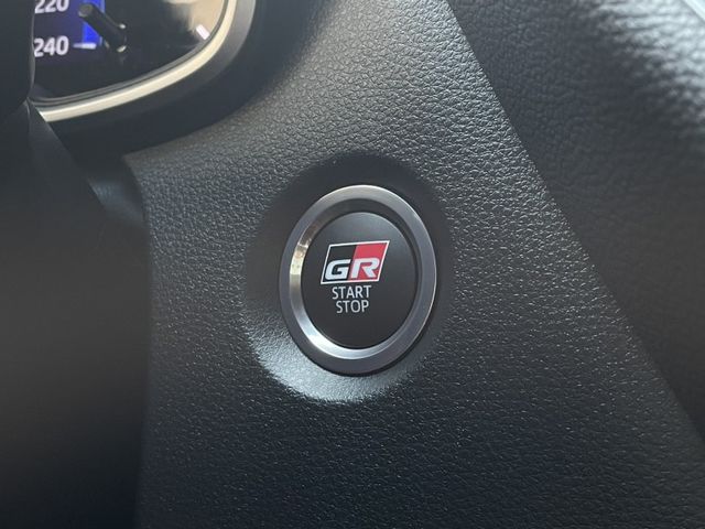 Toyota  Altis 實價刊登★稀有低里程GR運動版 全速域跟車 空力套件 黑天篷 原版件 原廠保  第8張相片