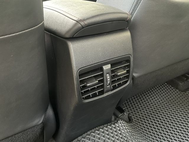 Toyota  Altis 實價刊登★稀有低里程GR運動版 全速域跟車 空力套件 黑天篷 原版件 原廠保  第15張相片