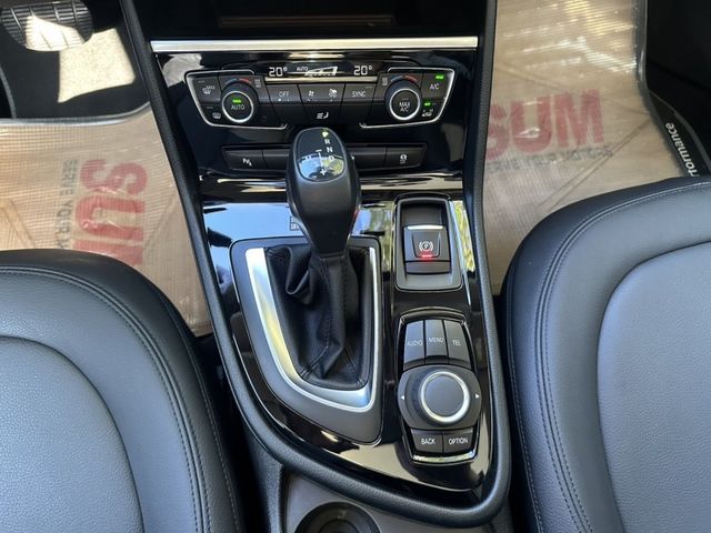 BMW/ 寶馬  2 SERIES  220i  第7張相片