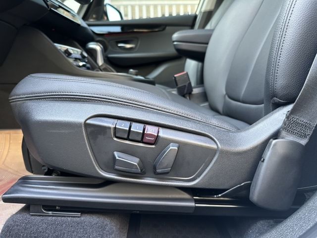 BMW/ 寶馬  2 SERIES  220i  第13張相片