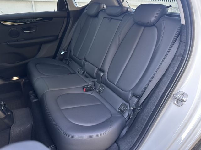 BMW/ 寶馬  2 SERIES  220i  第16張相片