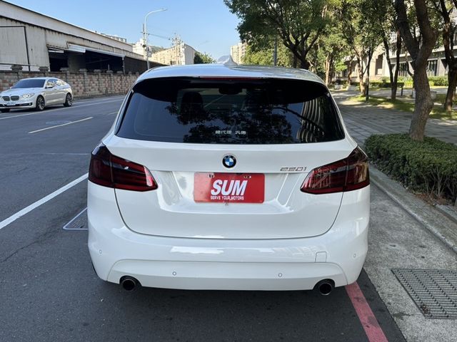 BMW/ 寶馬  2 SERIES  220i  第19張相片
