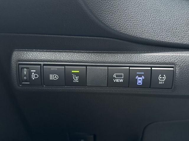 Toyota  Altis  第8張相片