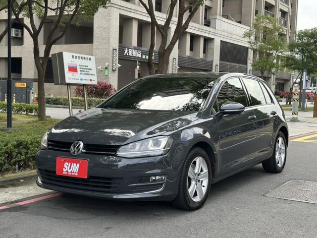 Volkswagen 福斯  Golf  第1張相片