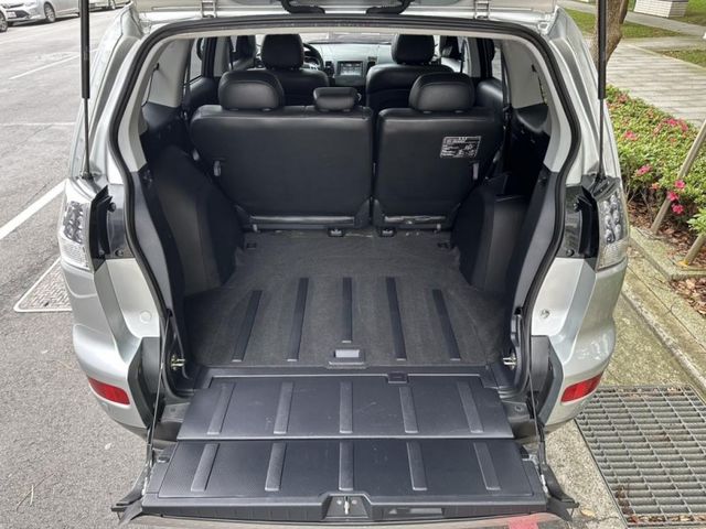Mitsubishi  Outlander  第16張相片