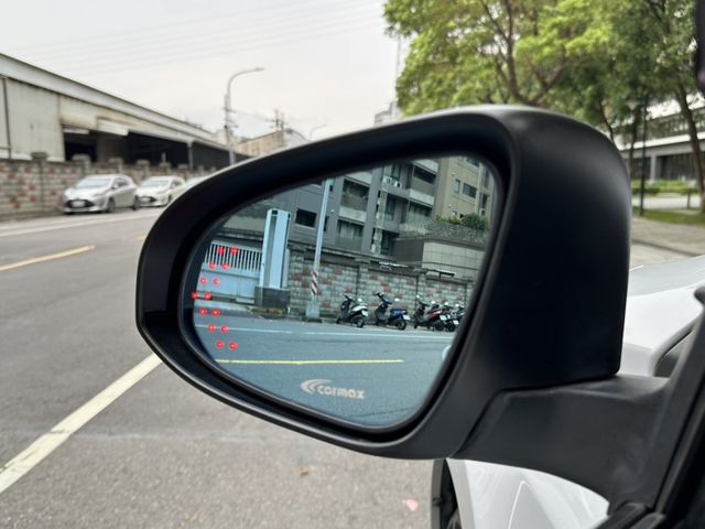 Toyota  Altis  第14張相片