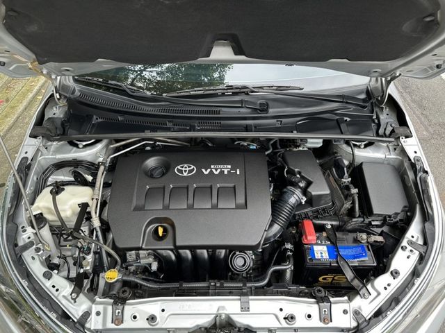Toyota  Altis  第15張相片