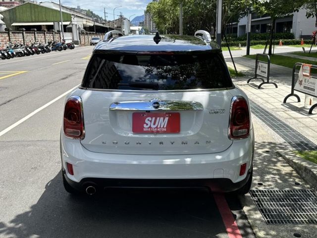 MINI  Countryman 〈總代理F60 經典可愛熊貓雙色〉原版件/原廠保養低里程/免鑰/LED頭燈/定速/循跡/記憶電椅/恆溫/電子駐車/電  第17張相片