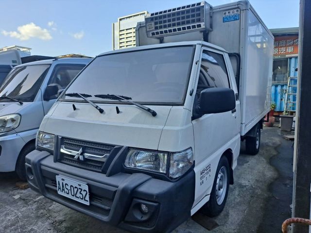 Mitsubishi  Delica  第1張相片