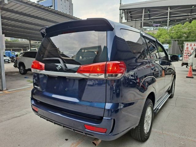 Mitsubishi  Zinger  第9張相片