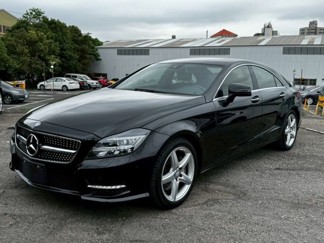 CLS-CLASS W218  第7張相片