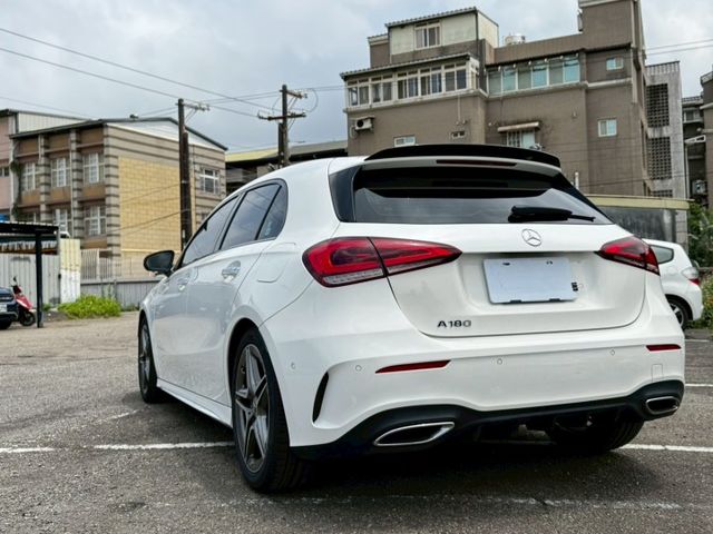 AMG、ACC主動式跟車、夜色套件、動態座椅  第4張相片