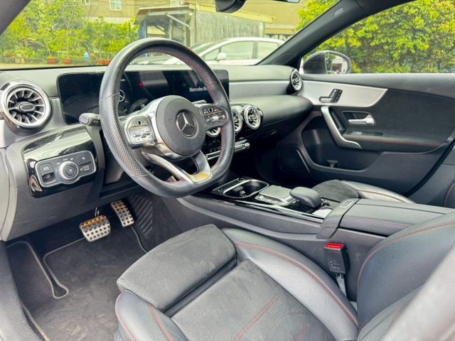 AMG、ACC主動式跟車、夜色套件、動態座椅  第5張相片