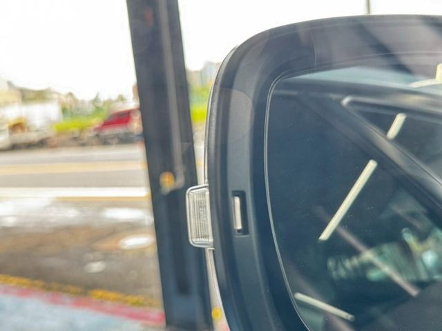 原版件一手車，折價超多，cp值超高小休旅  第15張相片