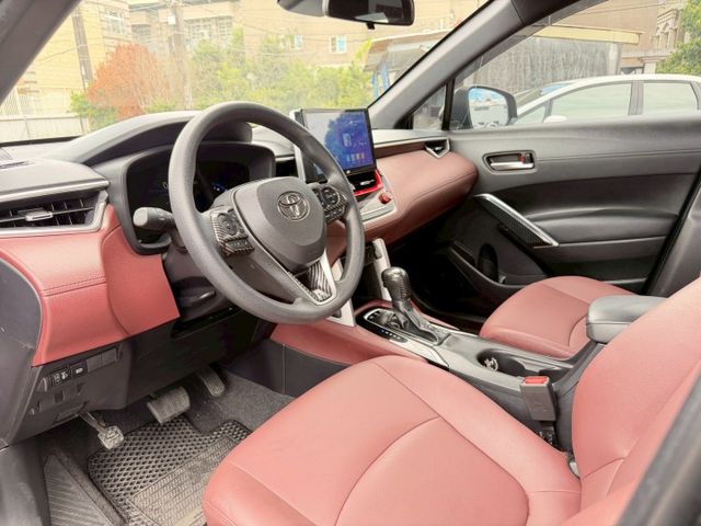 年度銷售冠軍車  第5張相片