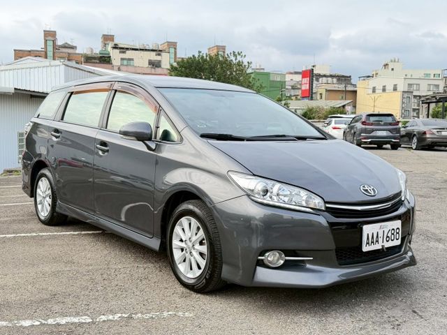 2015 Toyota Wish七人座，28萬入手超實用家庭休旅！  第2張相片