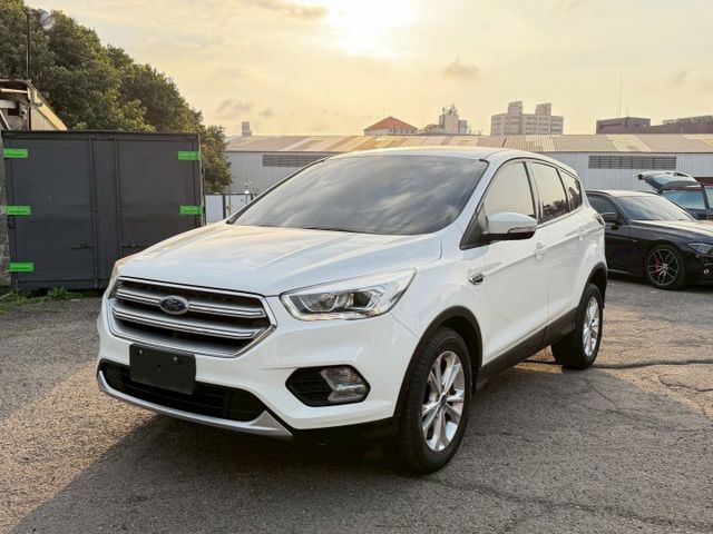 2020 Ford Kuga｜家庭通勤都合適的熱門休旅｜只要29萬  第1張相片
