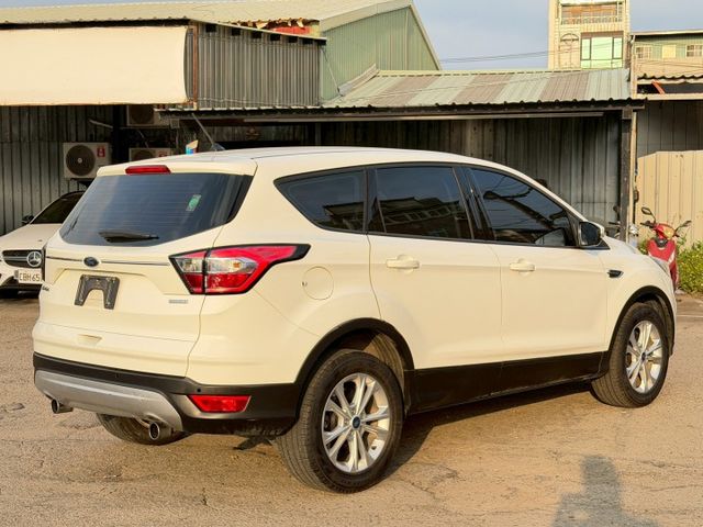 2020 Ford Kuga｜家庭通勤都合適的熱門休旅｜只要29萬  第3張相片