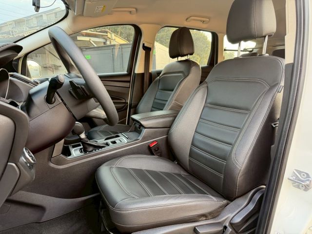 2020 Ford Kuga｜家庭通勤都合適的熱門休旅｜只要29萬  第6張相片