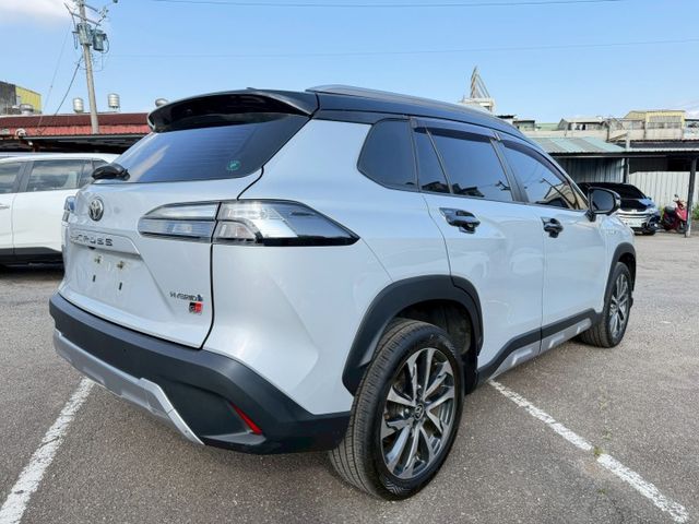 熱門休旅首選｜2022 Toyota Corolla Cross Hybrid｜開價59萬  第4張相片