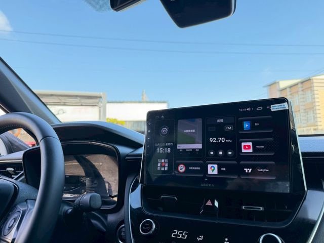 熱門休旅首選｜2022 Toyota Corolla Cross Hybrid｜開價59萬  第9張相片