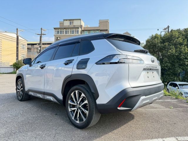 熱門休旅首選｜2022 Toyota Corolla Cross Hybrid｜開價59萬  第3張相片