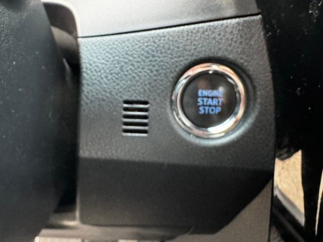 免鑰匙啟動 恆溫 倒車顯引影  第10張相片