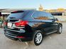 xDrive 四輪驅動系統 柴油渦輪動力 倒車顯影 停車輔助雷達 iDrive 多媒體系統 皮質座椅 雙區恆溫空調 電動  第2張縮圖