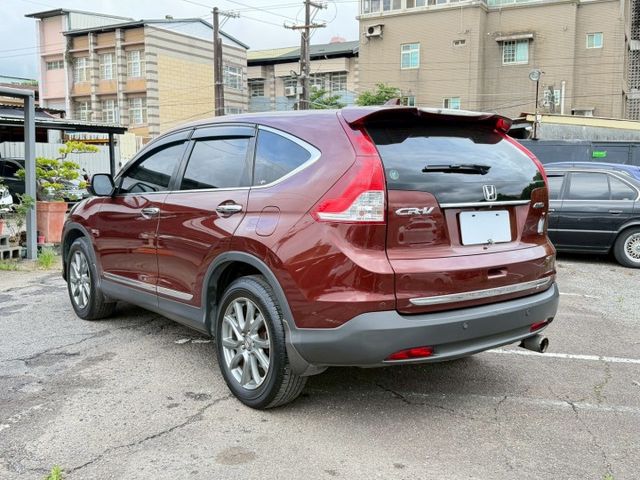 便宜代步休旅車，cp值超高  第7張相片