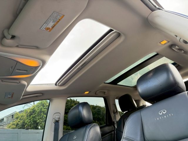 【SUM金車嚴選】13年領牌 Infiniti JX35 3.5 豪華大7人座｜全景天窗.環景顯影.全家出遊首選頂級保姆  第9張相片