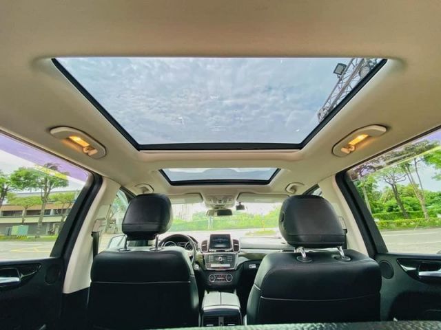 Mercedes-Benz/賓士 GLE350  第9張相片