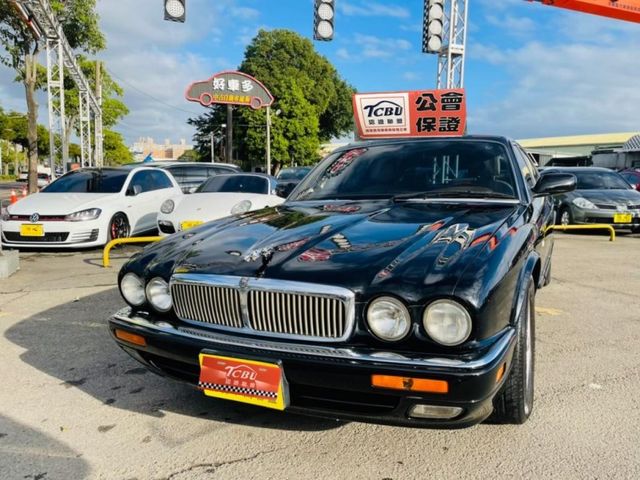 Jaguar XJ6  第4張相片