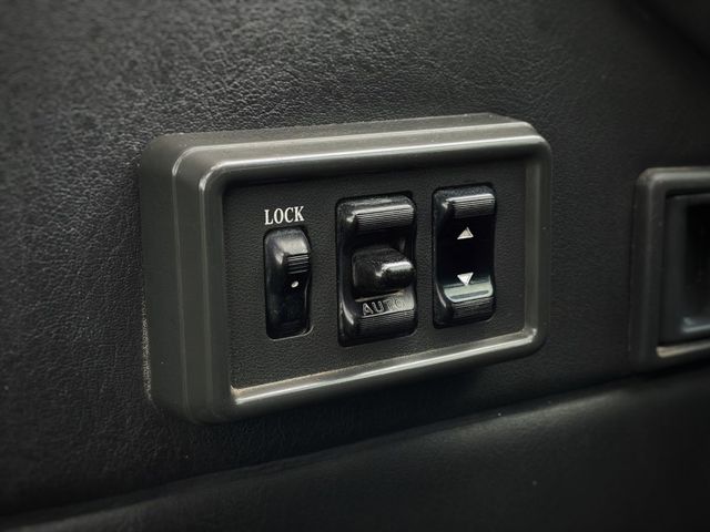 Mitsubishi Delica  第8張相片