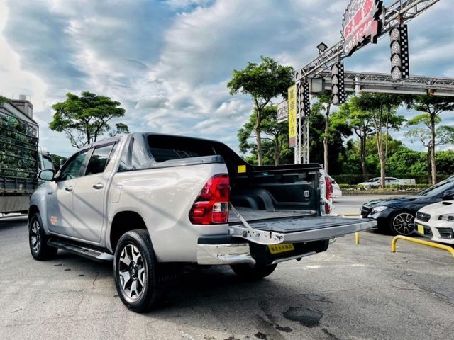 Toyota Hilux  第3張相片
