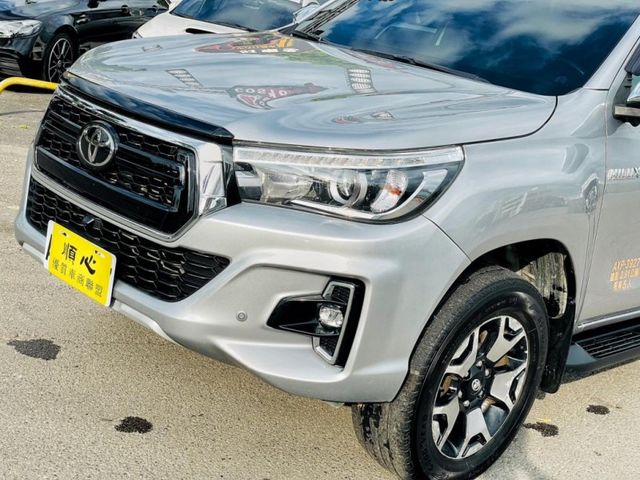 Toyota Hilux  第6張相片