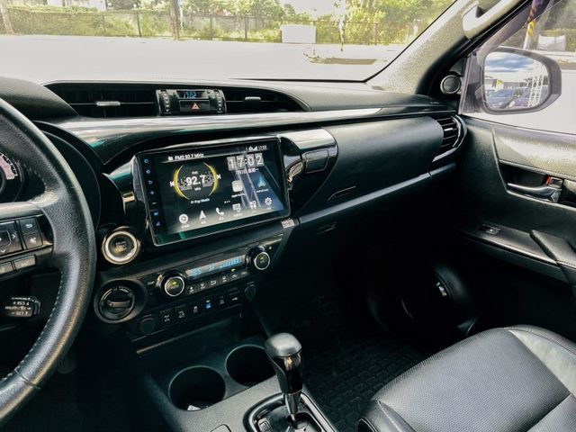 Toyota Hilux  第13張相片