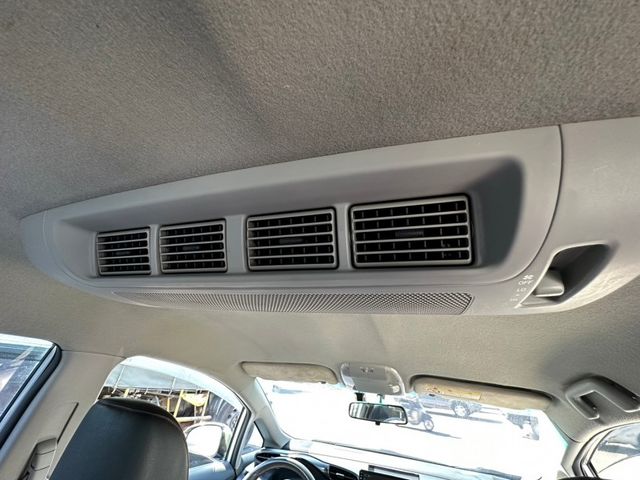Toyota Wish  第13張相片