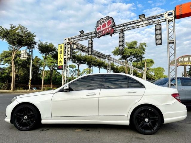 Mercedes-Benz/賓士 C300  第6張相片