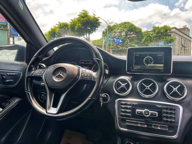 Mercedes-Benz/賓士 A-CLASS  第7張相片