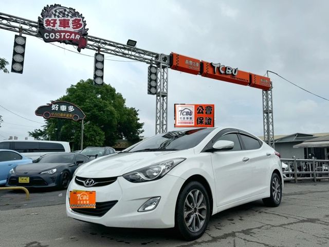 Hyundai Elantra  第4張相片