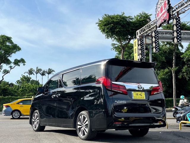 Toyota ALPHARD  第5張相片