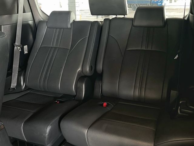 Toyota ALPHARD  第9張相片