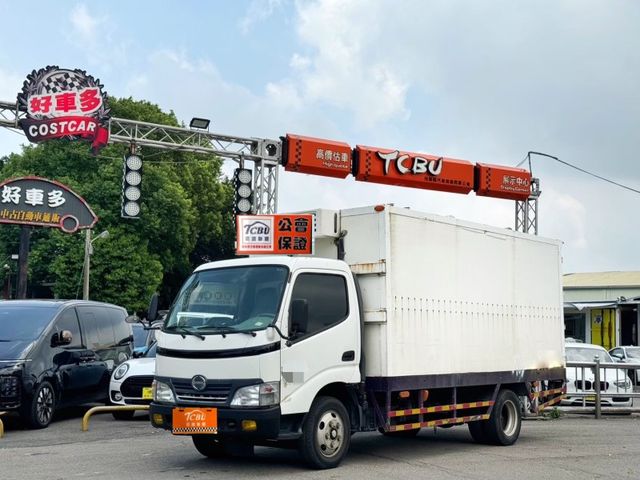 Hino 300  第4張相片
