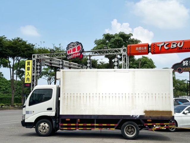 Hino 300  第6張相片