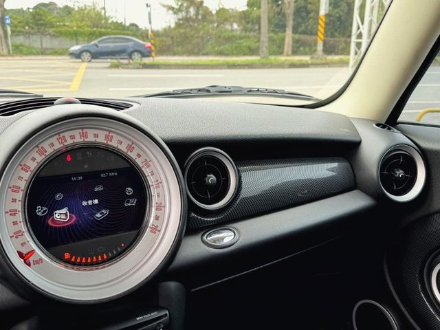 MINI Cooper S  第16張相片