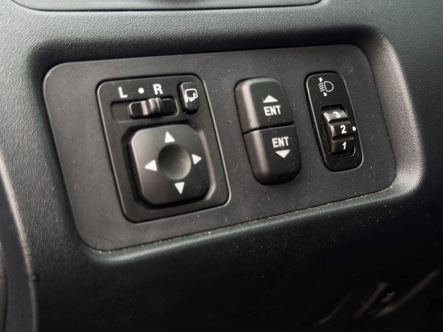 Mitsubishi Zinger  第1張相片