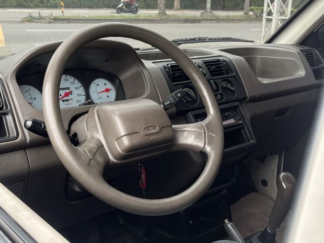 Mitsubishi Freeca  第10張相片